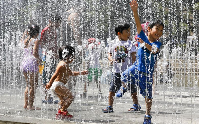  Most locations in Asia are hot and wet during the summer 