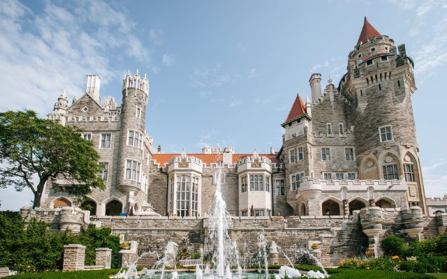  Casa Loma