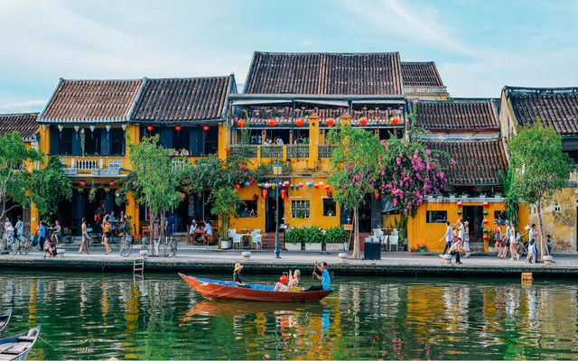  Hoi An is a famous destination in Vietnam