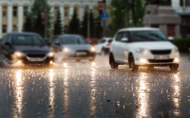  Average precipitation in Houston