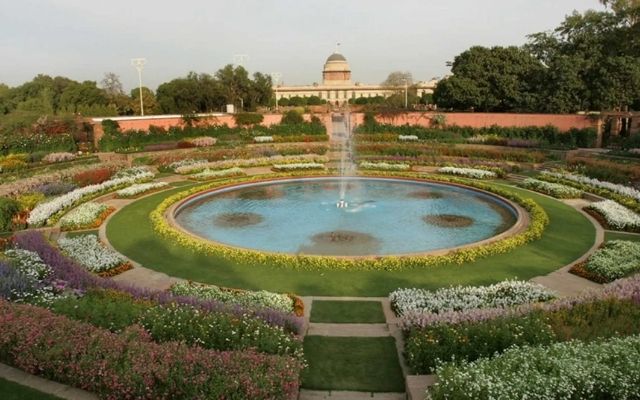  Mughal Gardens