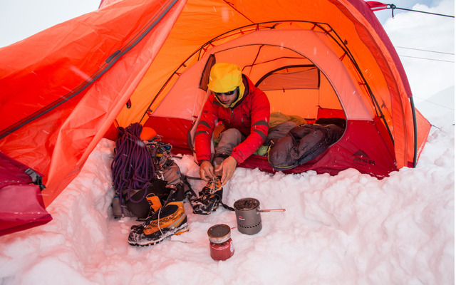  Remove morning frost from your tent