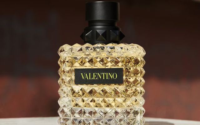 Donna Born In Roma Yellow Dream Eau de Parfum by Valentino