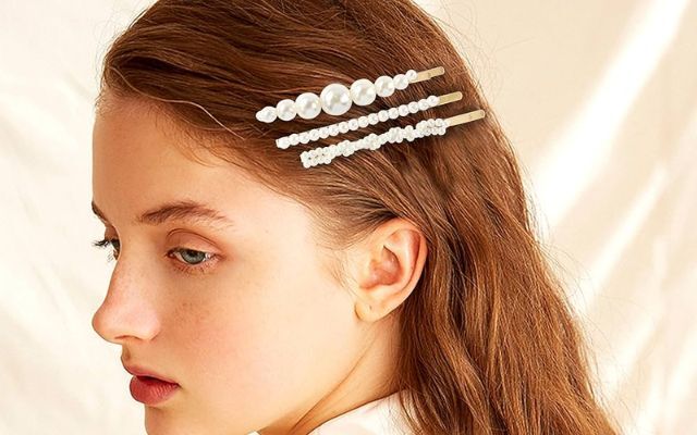  Hair clips are also a fundamental hair accessory