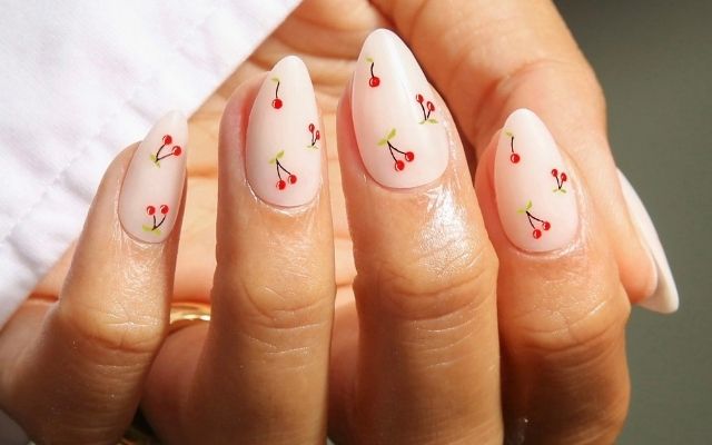  Cherry nails