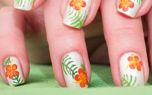  Tropical nails