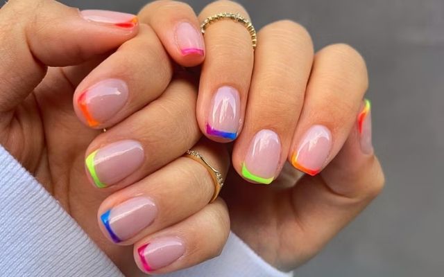  Square colored French tips