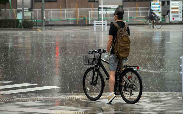  High precipitation and humidity in Asia