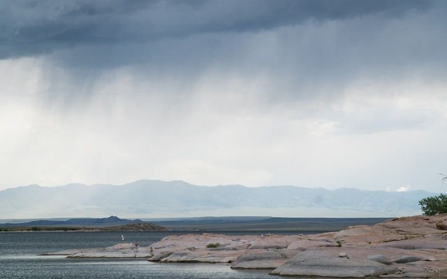  Virga clouds