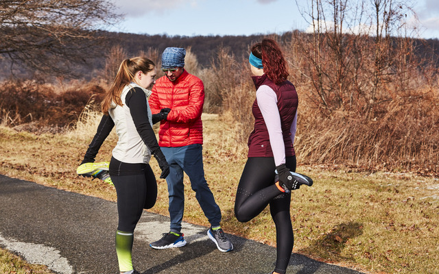  Seek out an exercise partner or group