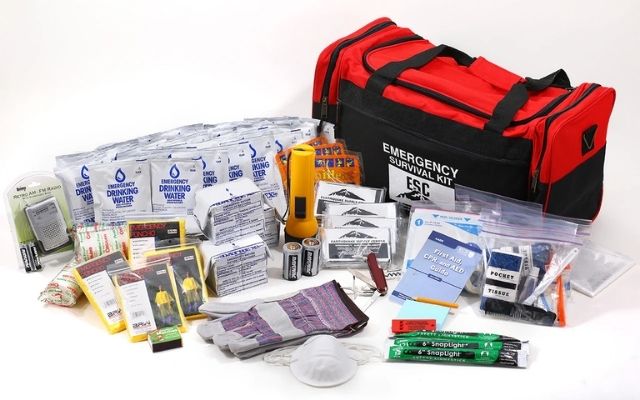  Prepare an emergency kit