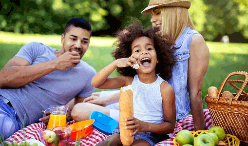 Perfect ideas for delicious picnic foods for hot weather